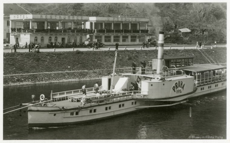 14) H 216 653-001 web.jpg