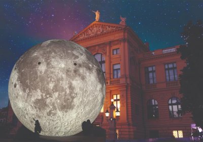 Jedna noc, desítky příběhů pod taktovkou Muzea Prahy: Pražská muzejní noc otevře dveře více než padesáti institucí, ozdobí ji Lunalón